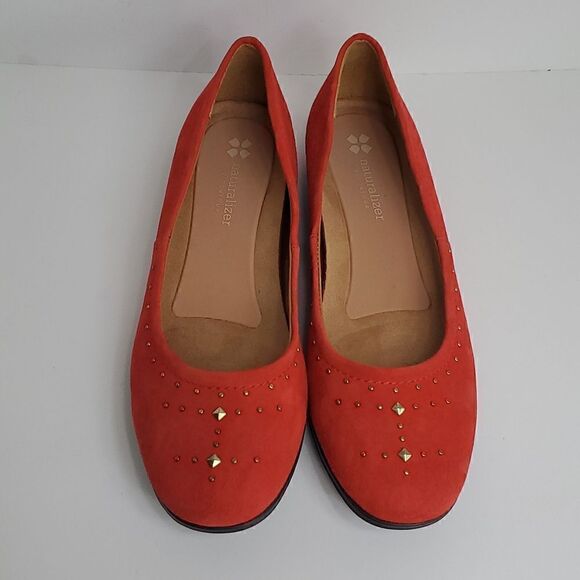 Naturalizer Joana Red Studded Leather Comfort Flats Size 9N - Picture 2 of 11